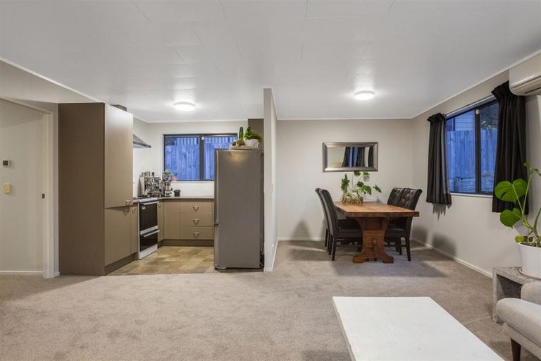 Photo of property in 21a Rose Street, Ranui, Porirua, 5024