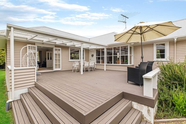 Photo of property in 171 Kitchener Road, Waiuku, 2123