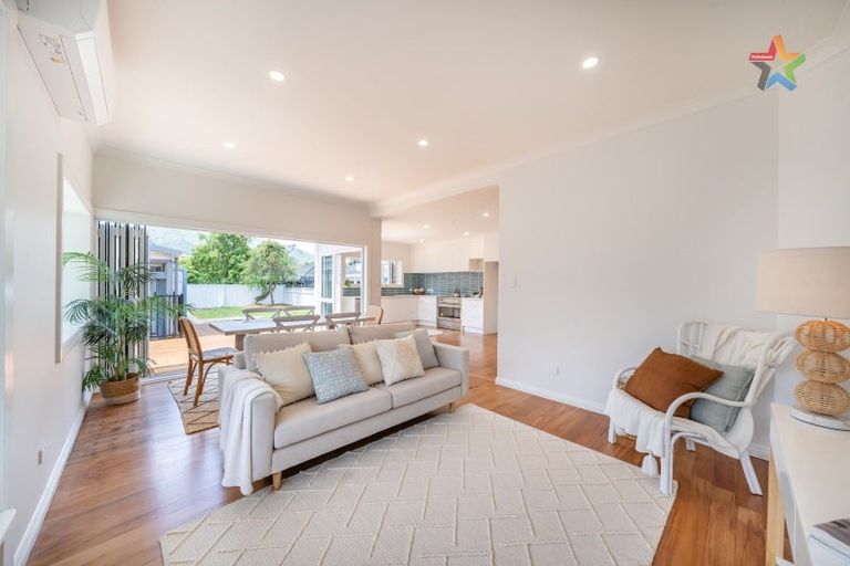 Photo of property in 44 Cambridge Terrace, Waiwhetu, Lower Hutt, 5010