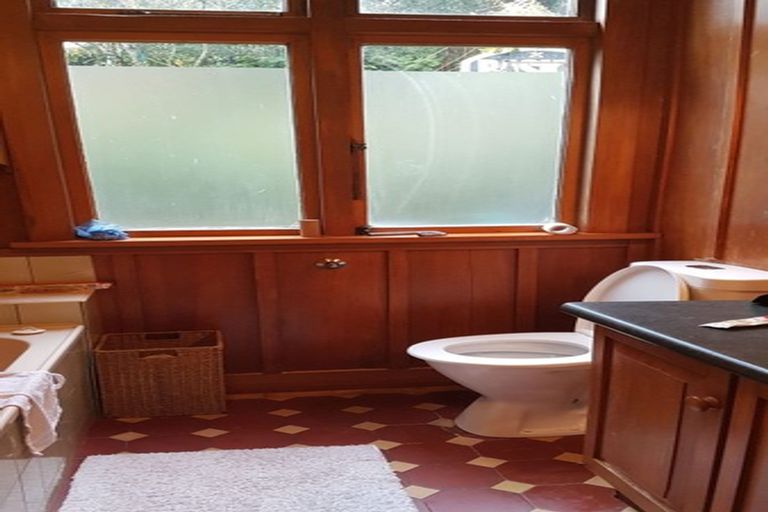 Photo of property in 31 Boundary Road, Kelburn, Wellington, 6012