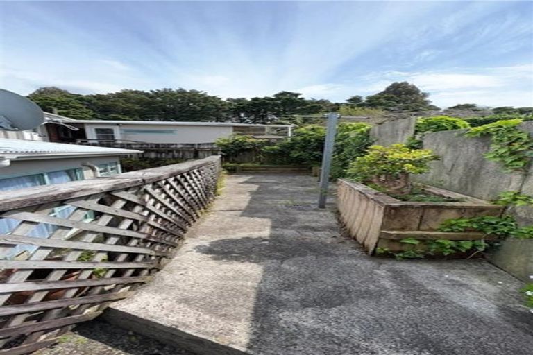 Photo of property in 5 Knights Drive, Hillpark, Auckland, 2102