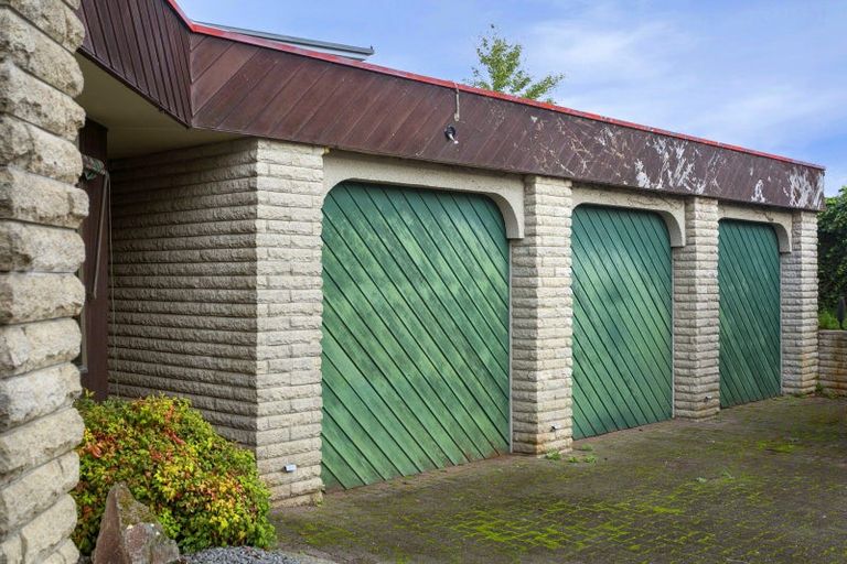 Photo of property in 14 Hilden Place, Hilltop, Taupo, 3330