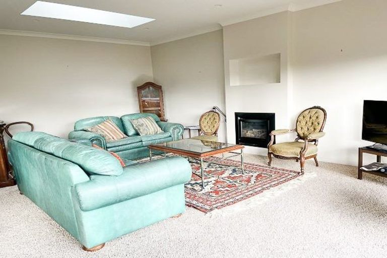 Photo of property in 10 Windsor Street, Terrace End, Palmerston North, 4410