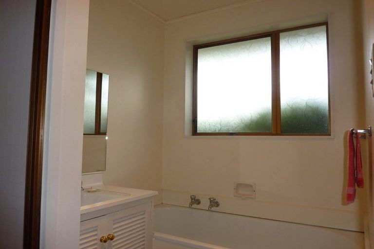 Photo of property in 2/103 Teesdale Street, Burnside, Christchurch, 8053