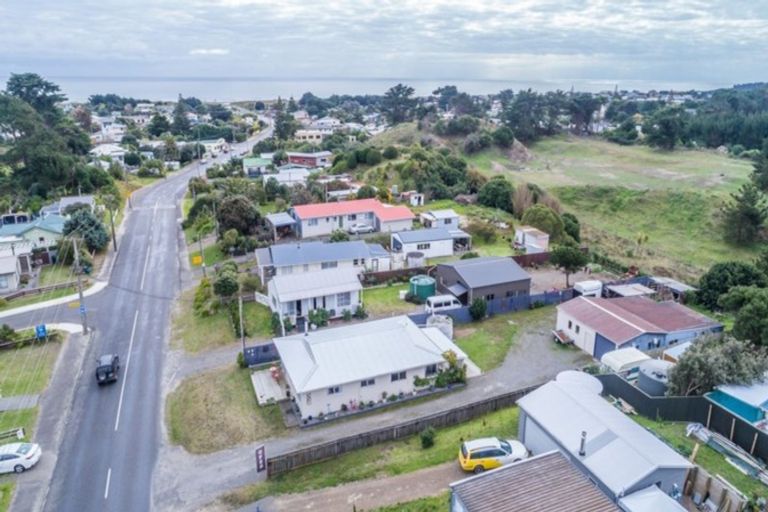 Photo of property in 622 Waitarere Beach Road, Waitarere Beach, Levin, 5510