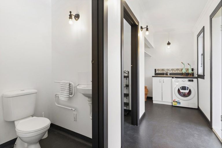 Photo of property in 217 Belvedere Road, Carterton, 5713