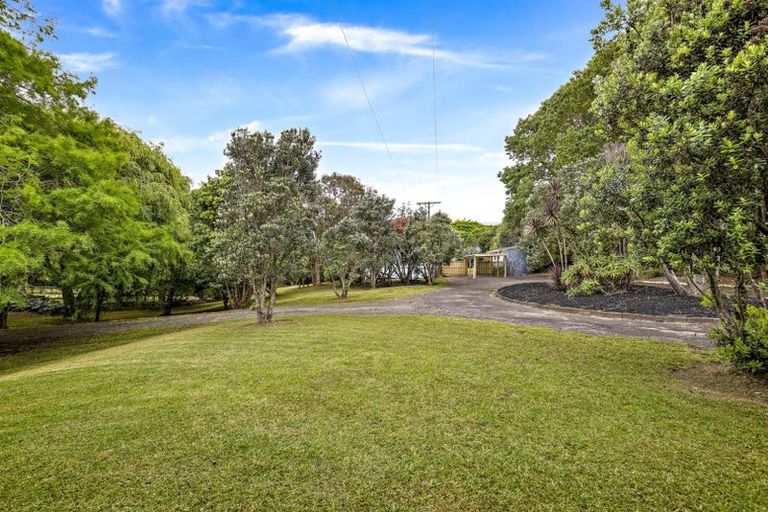 Photo of property in 1622 South Head Road, South Head, Helensville, 0874