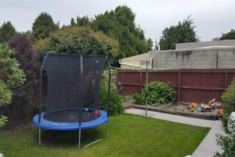 Photo of property in 2/58 Hounslow Street, Ilam, Christchurch, 8041