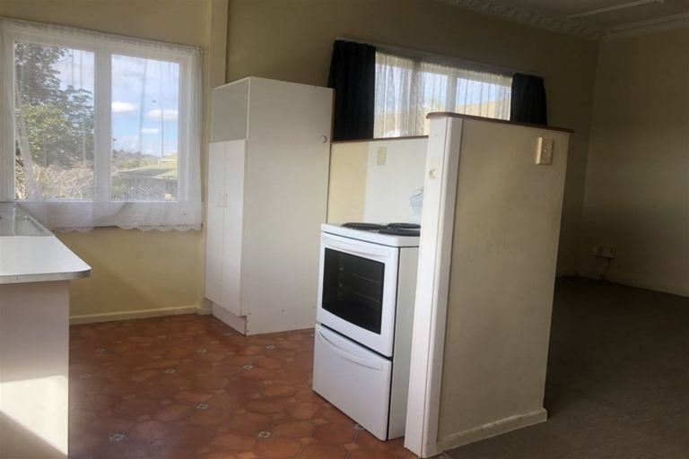 Photo of property in 2 Eden View Road, Sandringham, Auckland, 1025