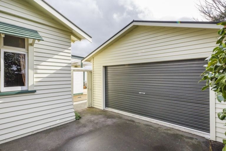 Photo of property in 10 Miro Street, Takaro, Palmerston North, 4410