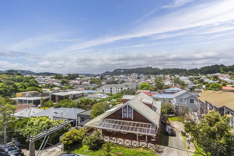 Photo of property in 3/12 Stanley Street, Berhampore, Wellington, 6023