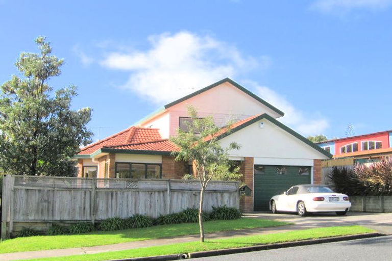 Photo of property in 1a Bay Vista Drive, Red Beach, 0932