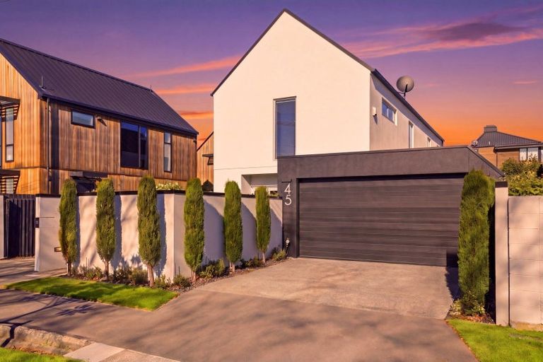 Photo of property in 45 Gracefield Avenue, Christchurch Central, Christchurch, 8013