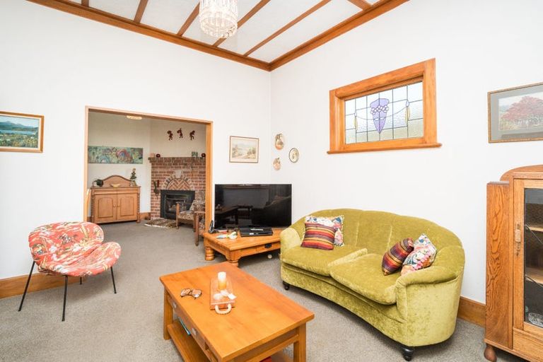 Photo of property in 7 Albert Street, Palmerston North, 4414