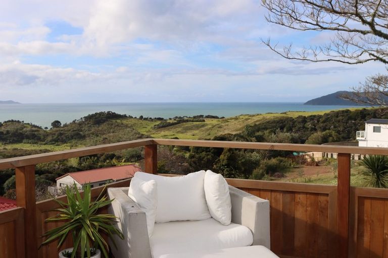 Photo of property in 26 Bay View Road, Cable Bay, 0420
