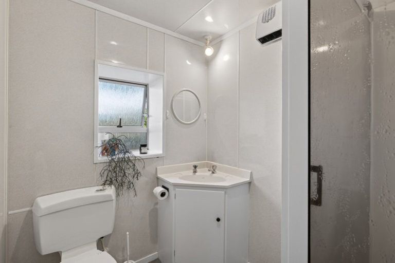 Photo of property in 16 Sunny Bay Road, Matua, Tauranga, 3110