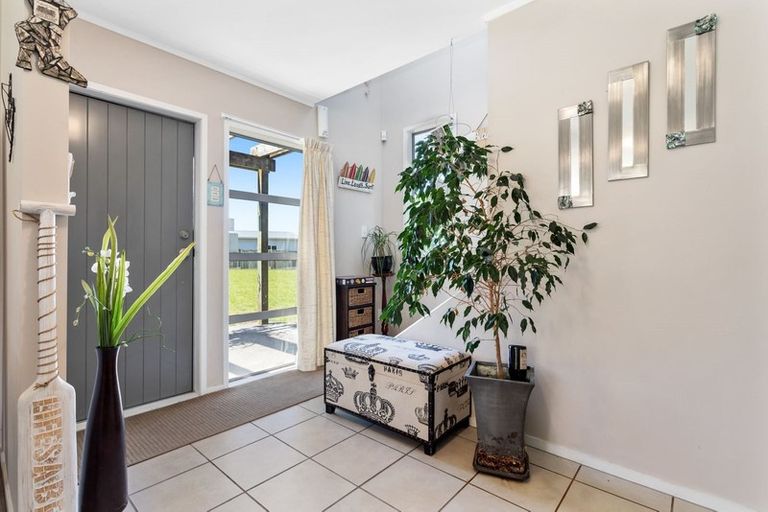 Photo of property in 6 Rangihaerepo Key, Waiotahe, Opotiki, 3198