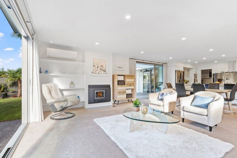 Photo of property in 26 Waitotara Way, Whitianga, 3510