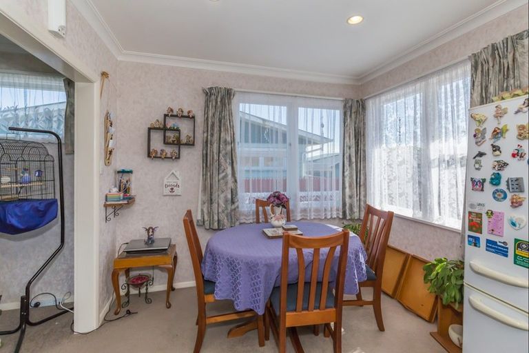 Photo of property in 5 Weld Street, Levin, 5510