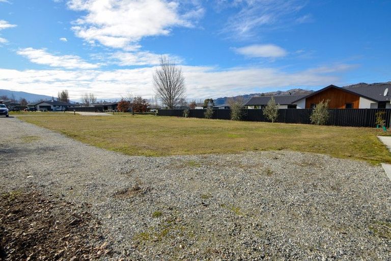 Photo of property in 20 Pisa Moorings Road, Mount Pisa, Cromwell, 9383