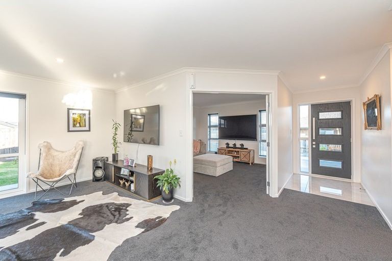 Photo of property in 16 Magnolia Crescent, Tawhero, Whanganui, 4501