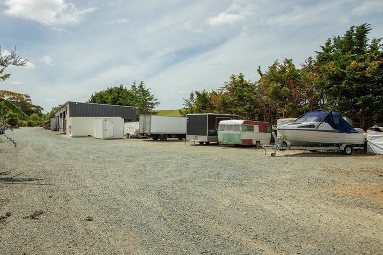 Photo of property in 173b Tara Road, Mangawhai, 0573