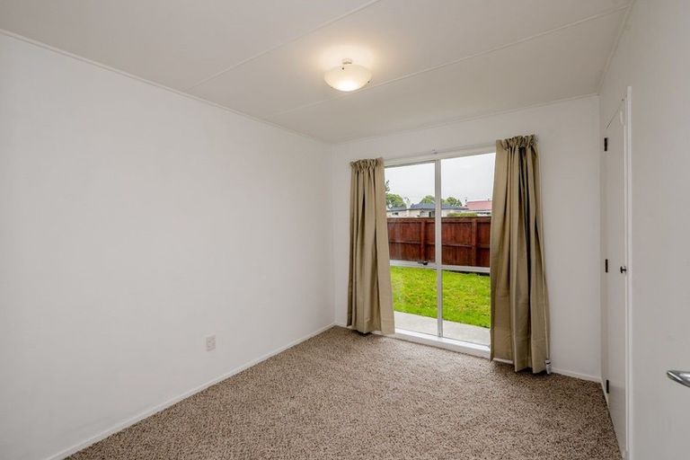 Photo of property in 38 Strathmore Avenue, Levin, 5510