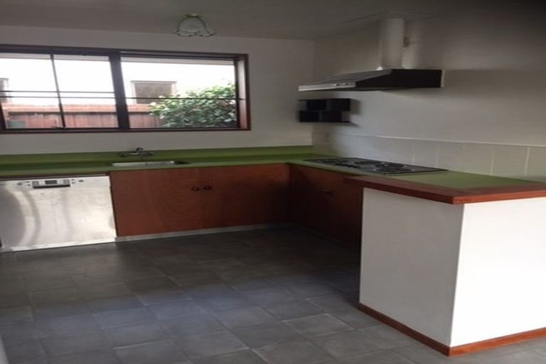 Photo of property in 31 Sayers Crescent, Ilam, Christchurch, 8041