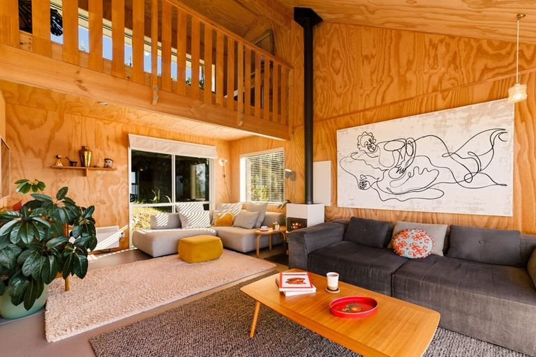 Photo of property in 20 Valley Street, Island Bay, Wellington, 6023