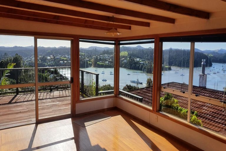 Photo of property in 6 Sir George Back Street, Opua, 0200