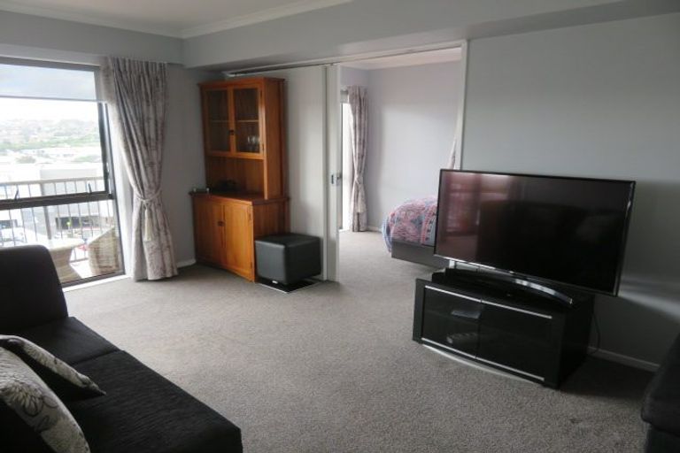 Photo of property in The Rennaissance, 12k/18 Ronwood Avenue, Manukau, Auckland, 2104