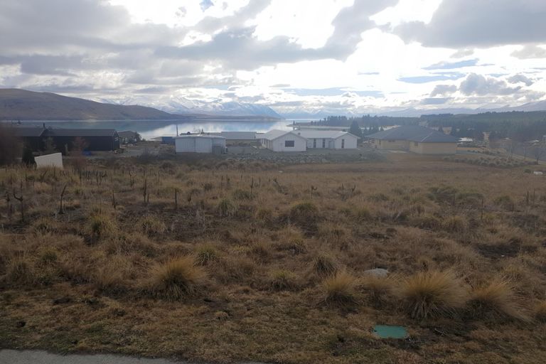 Photo of property in 10 Mistake Drive, Lake Tekapo, 7999