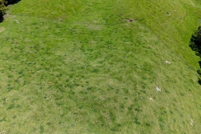 Photo of property in 84 Te Hapua Road, Te Horo, Otaki, 5581