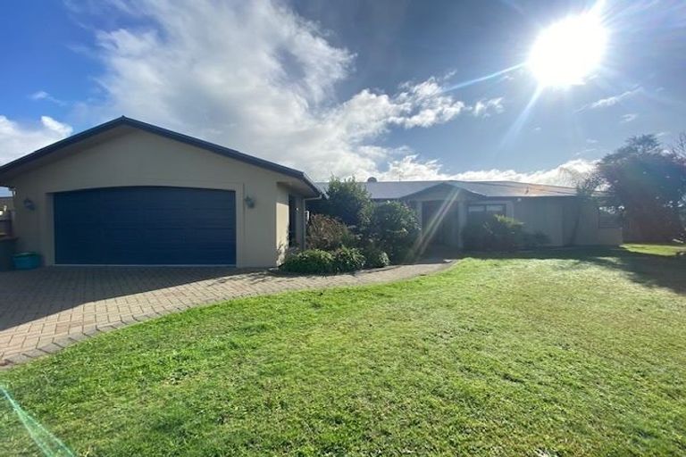 Photo of property in 3 Bellona Place, Flagstaff, Hamilton, 3210