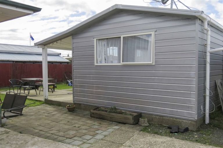 Photo of property in 70 Glenalmond Crescent, Rockdale, Invercargill, 9812