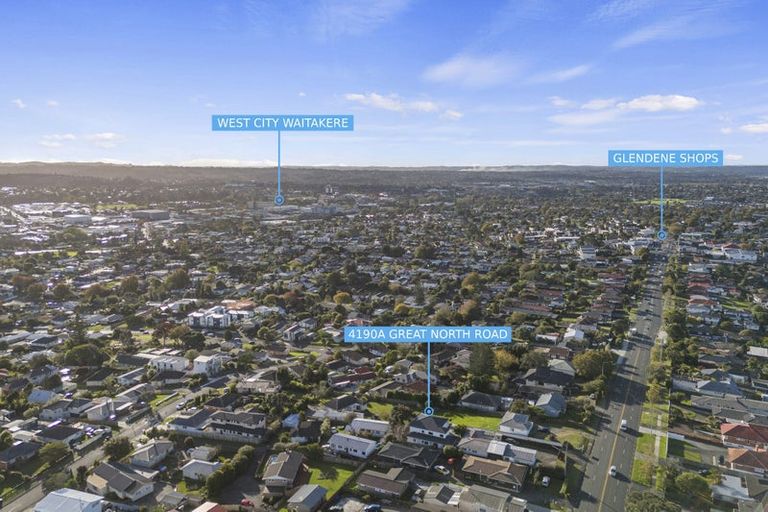 Photo of property in 4190a Great North Road, Glendene, Auckland, 0602