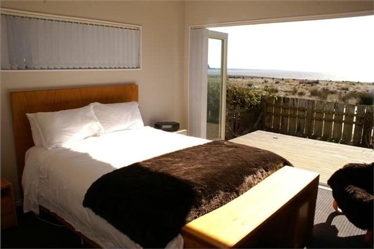 Photo of property in 5 Estuary Street, Makara Beach, 6972