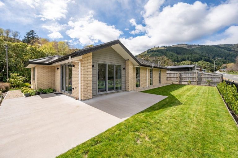 Photo of property in 4 Mclaughlin Lane, Stoke, Nelson, 7011