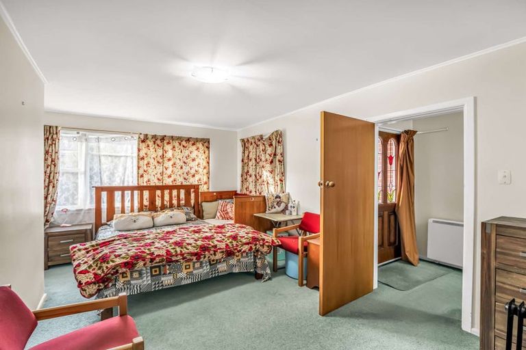 Photo of property in 11 Mottram Street, Redwood, Christchurch, 8051