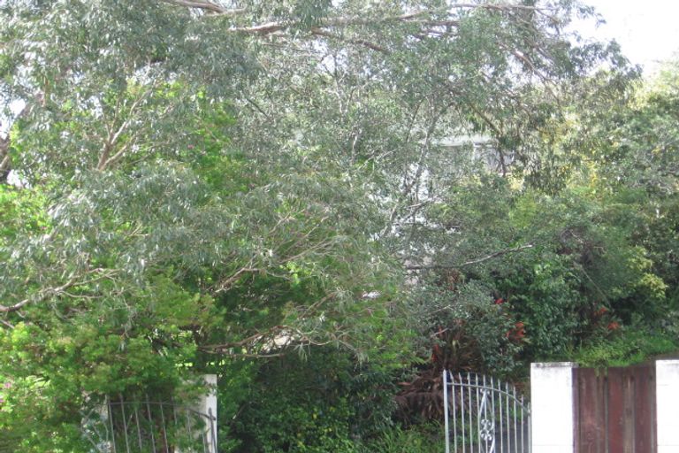 Photo of property in 20 Brunner Road, Glen Eden, Auckland, 0602