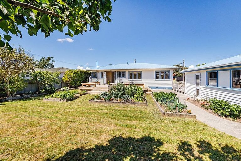 Photo of property in 32 Kingston Street, Awapuni, Palmerston North, 4412