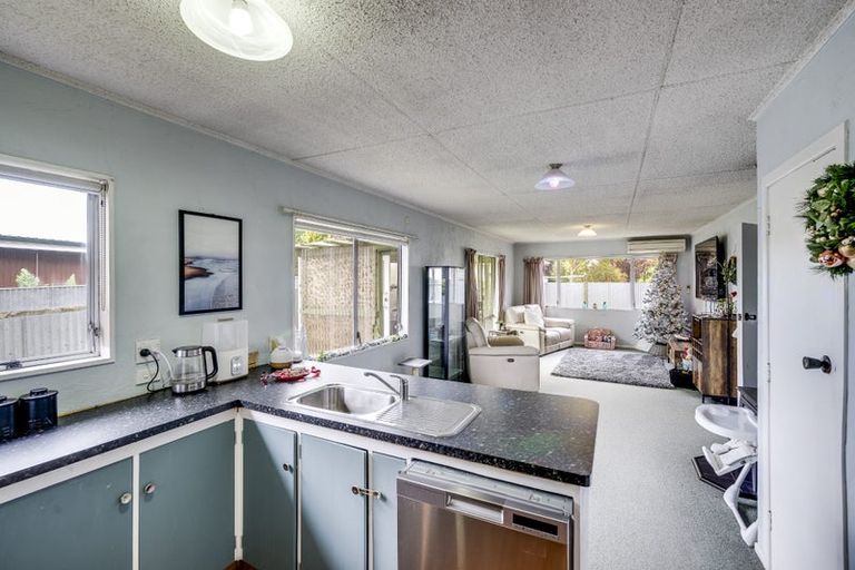 Photo of property in 8 Norrie Place, Tamatea, Napier, 4112