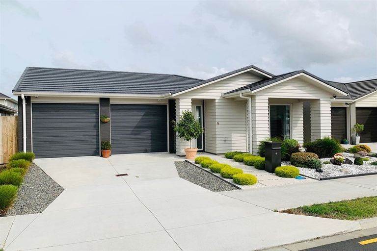 Photo of property in 6 Gum Spear Road, Takanini, 2112