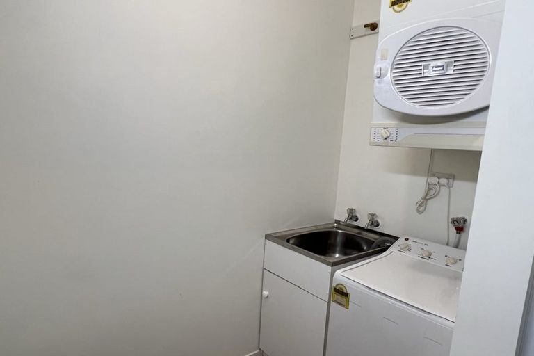 Photo of property in 31-41 Pirie Street, Mount Victoria, Wellington, 6011