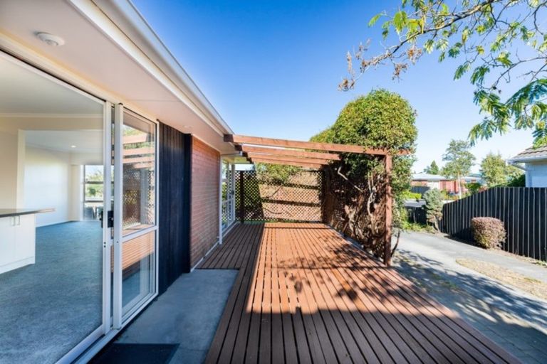 Photo of property in 33 Chartwell Street, Burwood, Christchurch, 8083
