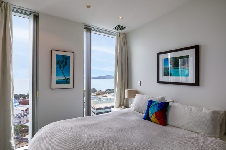 Photo of property in Sentinel Apartments, 1402/3 Northcroft Street, Takapuna, Auckland, 0622