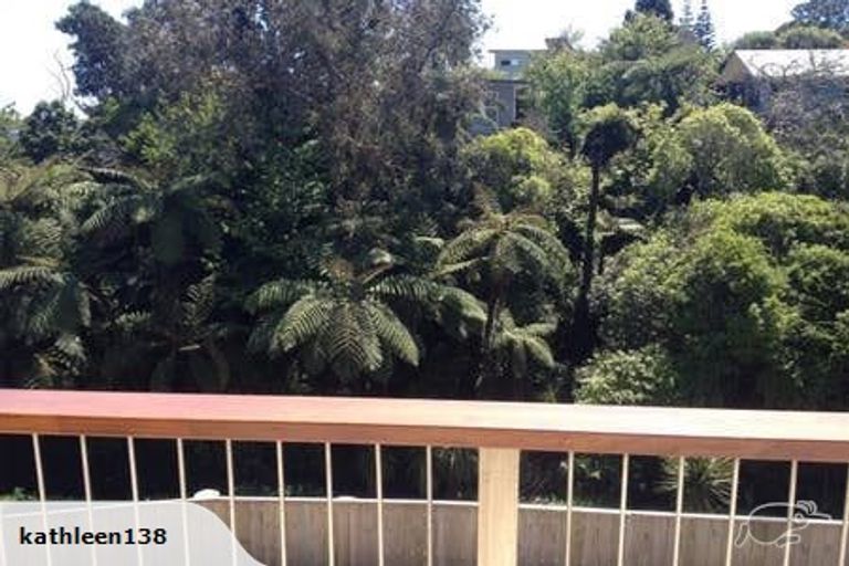 Photo of property in 55 Pitcairn Street, Oakura, 4314