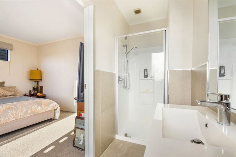 Photo of property in 26 Flounder Road, Hobsonville, Auckland, 0616