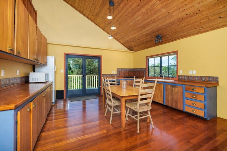 Photo of property in 28 Cottle Hill Drive, Kerikeri, 0293