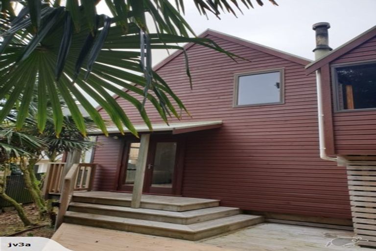 Photo of property in 3a Ngaio Street, Strandon, New Plymouth, 4312